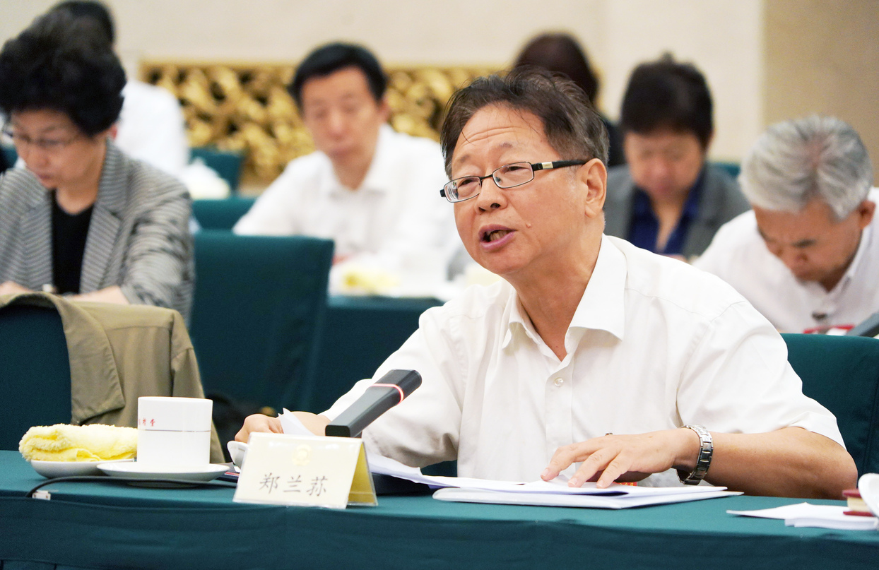        全國(guó)政協(xié)十三屆常委會(huì)第七次會(huì)議小組討論現(xiàn)場(chǎng)