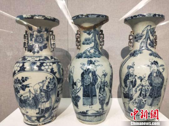 山西展出120件青花瓷,。　楊佩佩 攝
