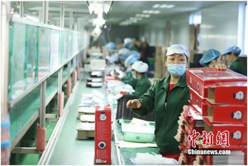 資料圖。電商工作人員備戰(zhàn)促銷,。