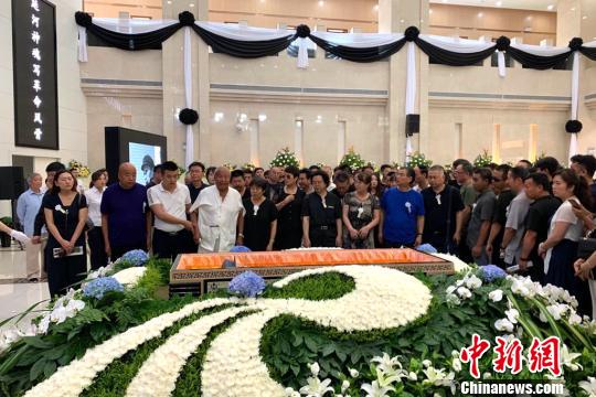 劉文西遺體告別儀式11日在西安殯儀館舉行,。　阿琳娜 攝