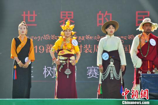 圖為晉級復(fù)賽的參賽選手,?！◆?shù)り?攝