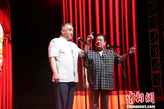 演出現(xiàn)場(chǎng),?！￡惼G迪 攝