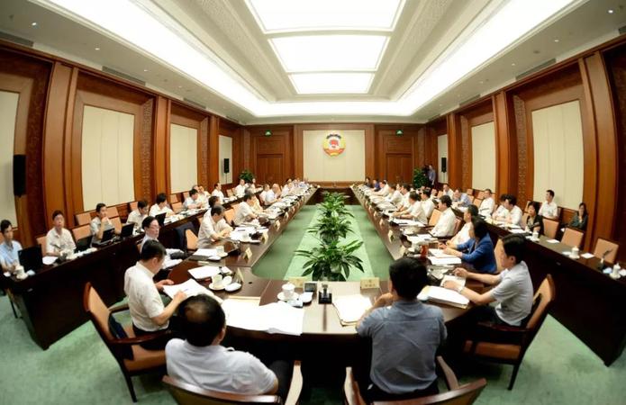 國家有錢了,，民辦學校就該退場了,？