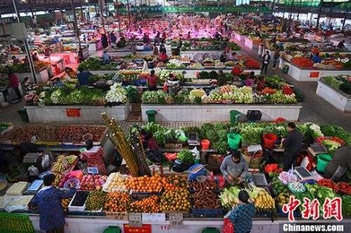 資料圖：市民購新鮮蔬菜,。 <a target='_blank' href='http://www.chinanews.com/'>中新社</a>記者 胡雁 攝