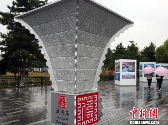 “鏡美尊”頒獎(jiǎng)禮也將于今晚舉行,?！∪魏Ｏ?攝