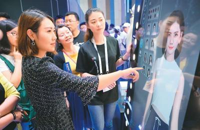 中國(guó)服裝銷量一年減少178.5億件消費(fèi)者不愛(ài)買衣服了,？