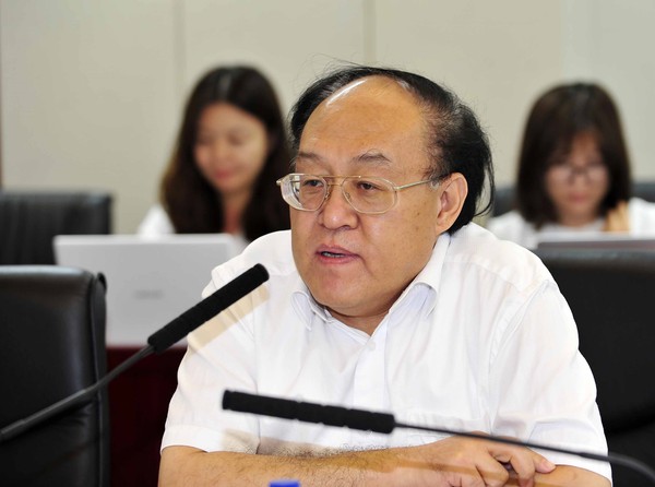 國家科技部發(fā)展戰(zhàn)略研究院原副院長,、清華大學交叉醫(yī)學研究院生物經濟中心主任王宏廣