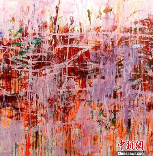 展出的俞曉剛作品之一,。　楊伏山 攝