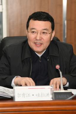 牢牢把握中央要求 切實擔(dān)負(fù)政治責(zé)任