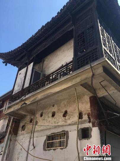 等待修繕的古建筑,。(吳蘭/攝) 吳蘭 攝