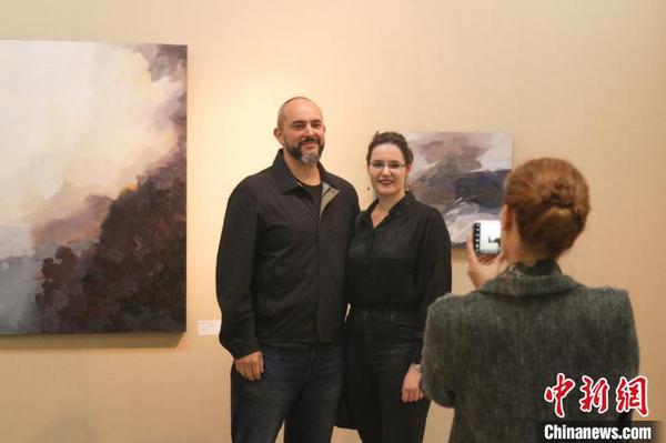 第五屆桃花潭畔國際藝術家創(chuàng)作營作品展開幕,?！埧?攝
