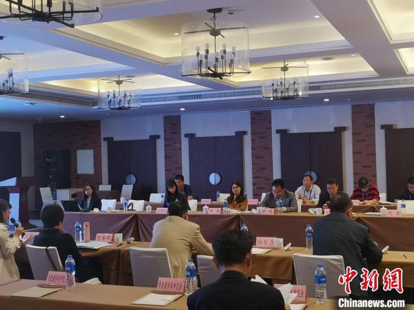 紀(jì)念金庸先生學(xué)術(shù)研討會現(xiàn)場,?！堨蠚g 攝