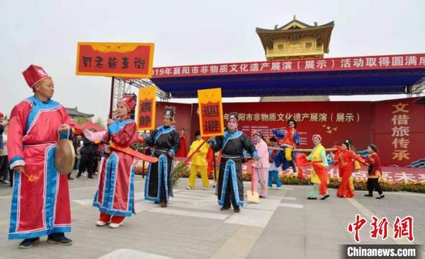 湖北襄陽非遺文化展演70多個項(xiàng)目集中亮相