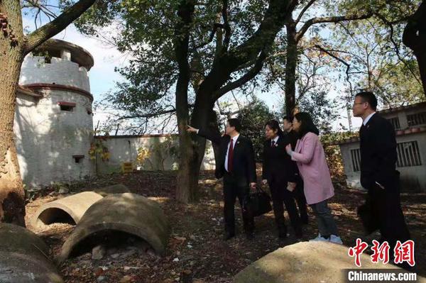 檢察機關(guān)實地調(diào)研勘察,。杭鐵檢 供圖