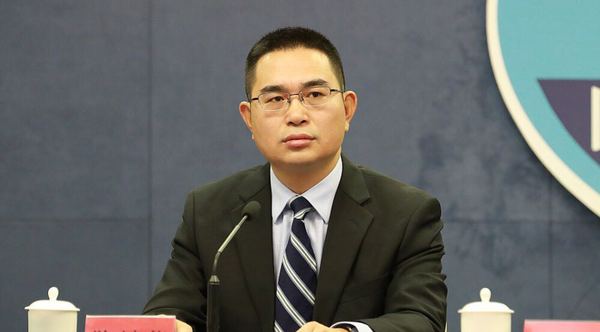 國臺(tái)辦經(jīng)濟(jì)局副局長陳斌華
