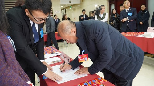 報(bào)道現(xiàn)場,。人民政協(xié)網(wǎng)記者 宋寶剛攝4