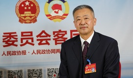 趙曉晨委員：“委員走基層”,，為職工辦實(shí)事