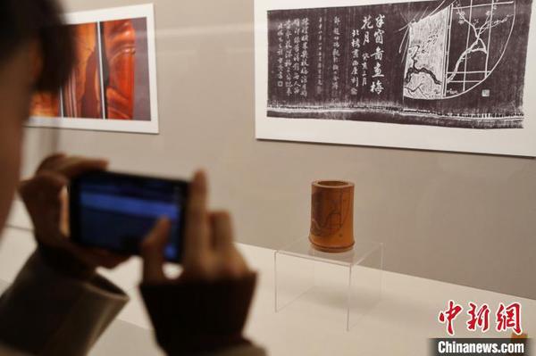 點(diǎn)擊進(jìn)入下一頁