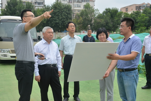 四版履職為民配圖：2018年7月10日,，盛茂林主席帶隊(duì)赴紅橋區(qū)調(diào)研棚戶(hù)區(qū)改造情況為民生工作建言