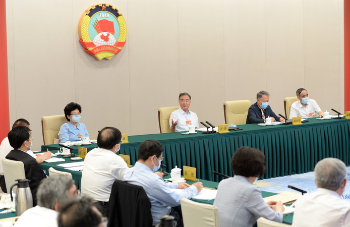 全國(guó)政協(xié)十三屆常委會(huì)第十二次會(huì)議舉行專題分組討論