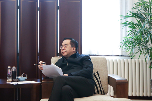 圖一 3月初,，市政協(xié)主席韓東太聽取調研工作籌備情況匯報并提出指導性意見