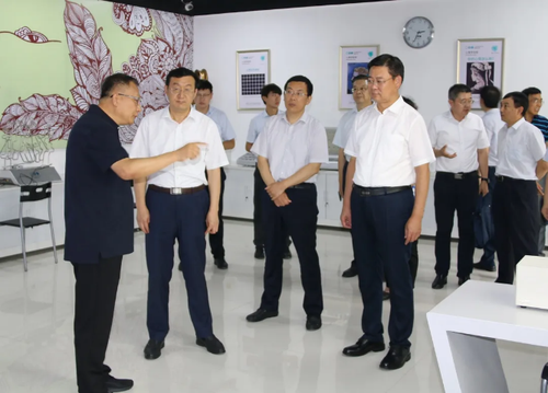 7月17日，青島市政協(xié)副主席卞建平帶隊到城陽區(qū)開展督導調(diào)研