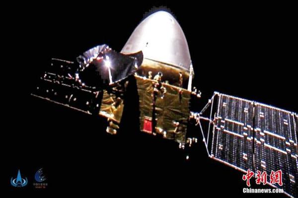 資料圖：中國國家航天局發(fā)布的中國首次火星探測任務(wù)天問一號探測器飛行圖像,。 中新社發(fā) 中國國家航天局 供圖