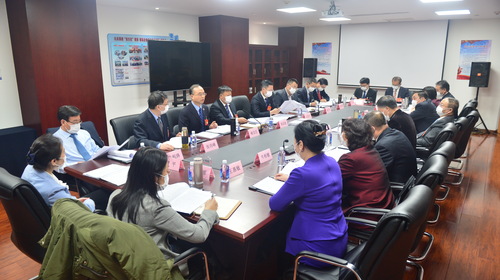 民建界別委員熱烈討論中