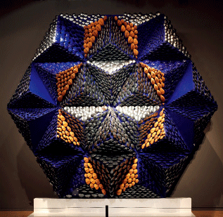 天象四神-玄武（陶瓷,、金屬）400×60×350cm-2017年-郅敏