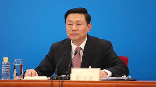 大會新聞發(fā)言人郭衛(wèi)民回答記者提問