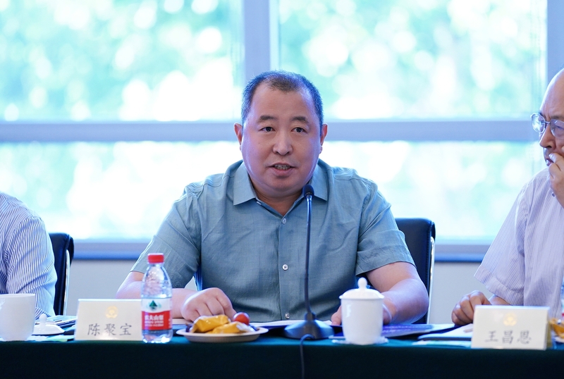 陳聚寶  中國(guó)管理科學(xué)研究院科技管理研究所副所長(zhǎng)、中健長(zhǎng)生露生物科技公司董事長(zhǎng)