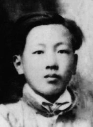 1946年1月17日,，朱訓(xùn)入黨后于淮陰拍下的照片,。