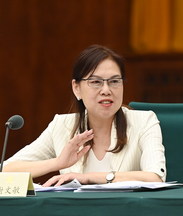 全國政協(xié)委員，湖北首義律師事務(wù)所主任謝文敏：簡化救助程序讓困難群眾及時(shí)得到救助