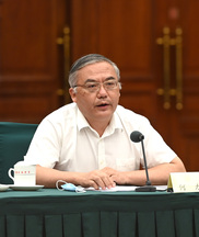 全國政協(xié)常委,，貴州省人大常委會副主任，民盟中央常委,、貴州省委會主委何力：著力強(qiáng)化基層經(jīng)辦力量