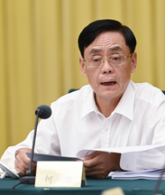 全國(guó)政協(xié)副主席,，農(nóng)工黨中央常務(wù)副主席何維作主題發(fā)言