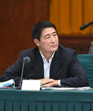 全國政協(xié)委員，民革天津市委會副主委,，天津市濱海新區(qū)政協(xié)副主席蔡慶鋒：加大保稅維修和再制造試點支持力度
