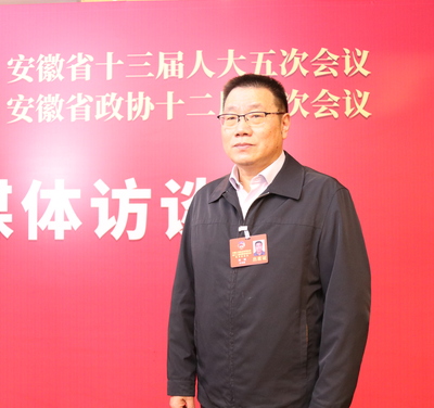 安徽省政協(xié)委員、亳州市政協(xié)主席湯涌：職教專業(yè)要與產(chǎn)業(yè)發(fā)展“無縫對接”