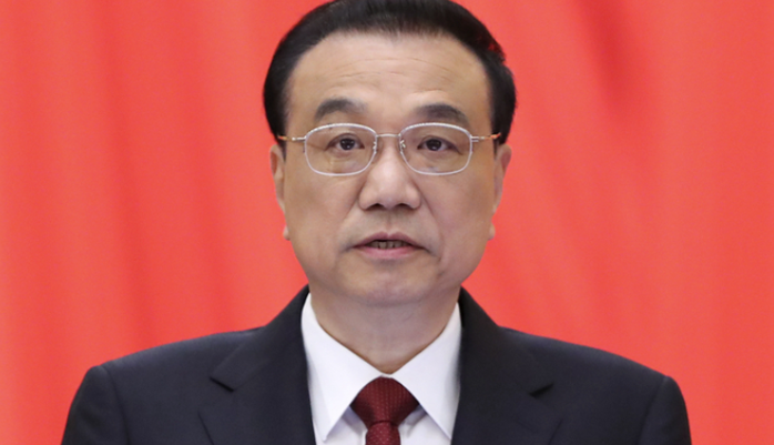 李克強(qiáng)在政府工作報(bào)告中提出，今年大力抓好農(nóng)業(yè)生產(chǎn),，促進(jìn)鄉(xiāng)村全面振興