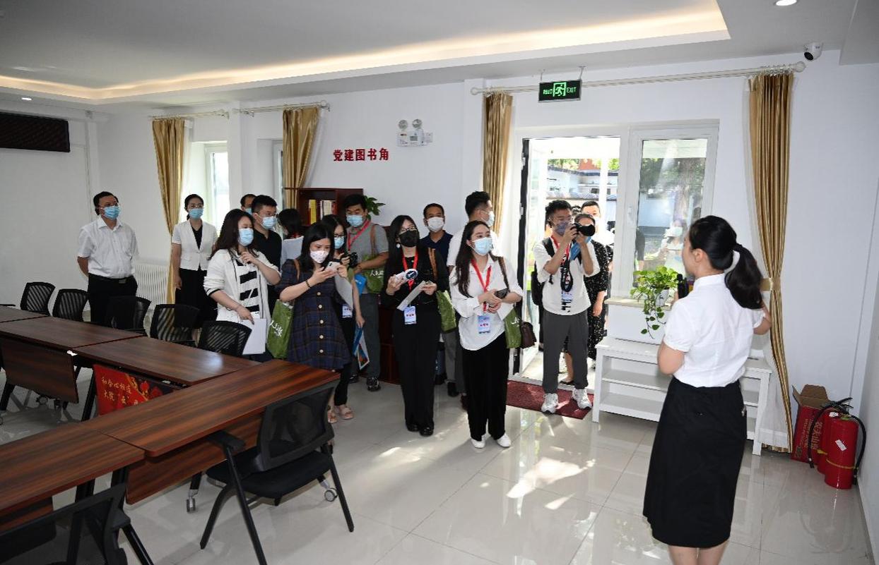 【講好“中國式商量”故事】“講好‘中國式商量’故事”網(wǎng)絡(luò)主題采訪團(tuán)走進(jìn)北京市海淀區(qū)