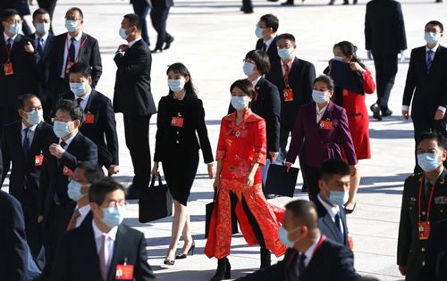 △代表抵達會場,。人民政協(xié)報·人民政協(xié)網(wǎng)記者 齊波 攝
