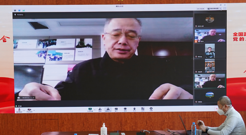 許進(jìn)1