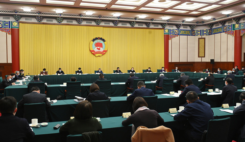 全國政協(xié)召開雙周協(xié)商座談會 王滬寧主持