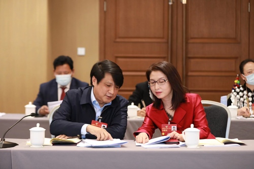 （履職初體驗(yàn)2）們發(fā)延：“夾雜著方言,，也(2224778)-20230509095415