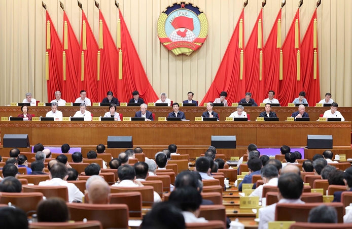 全國政協(xié)十四屆常委會第二次會議開幕 王滬寧出席