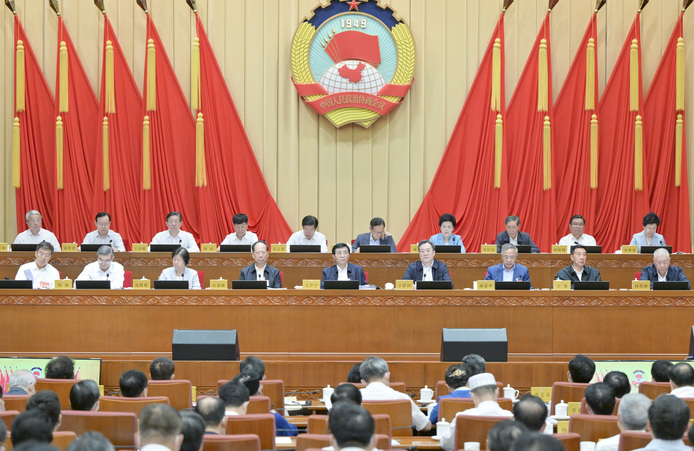 全國政協(xié)十四屆常委會(huì)第三次會(huì)議開幕 王滬寧主持 丁薛祥作報(bào)告
