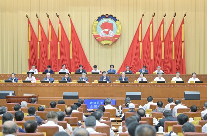 全國政協(xié)十四屆常委會(huì)第三次會(huì)議閉幕 王滬寧主持并講話