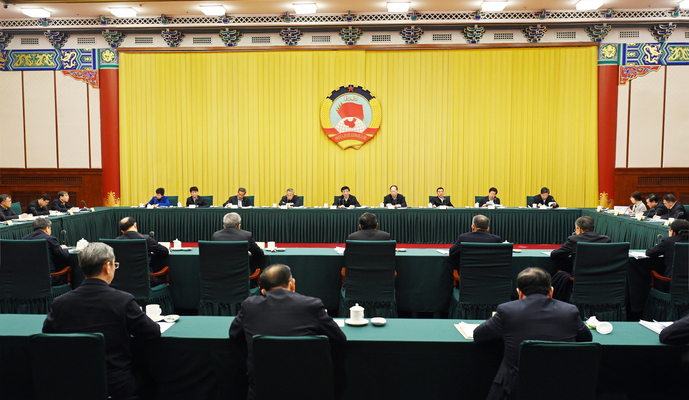 全國政協(xié)召開雙周協(xié)商座談會 王滬寧主持