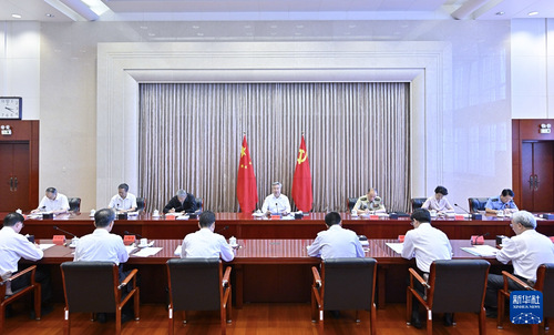 7月19日,，二十屆中央紀(jì)委常委會(huì)在北京召開會(huì)議，傳達(dá)學(xué)習(xí)貫徹黨的二十屆三中全會(huì)精神,，中共中央政治局常委,、中央紀(jì)委書記李希主持會(huì)議,。新華社記者 岳月偉 攝