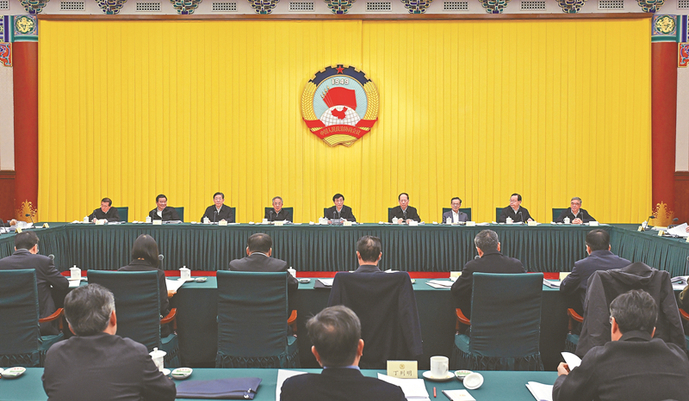 全國政協(xié)召開雙周協(xié)商座談會 圍繞推動海洋經(jīng)濟高質量發(fā)展協(xié)商議政 王滬寧主持
