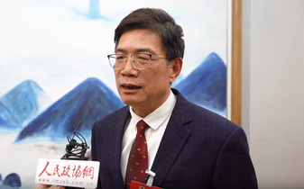 廣西壯族自治區(qū)政協(xié)常委王萬傳：聚焦西部陸海新通道 助力廣西實體經(jīng)濟(jì)發(fā)展
